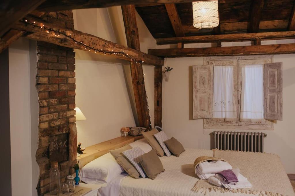 Casa Rural Valle De Tena Сальент-де-Гальего Экстерьер фото