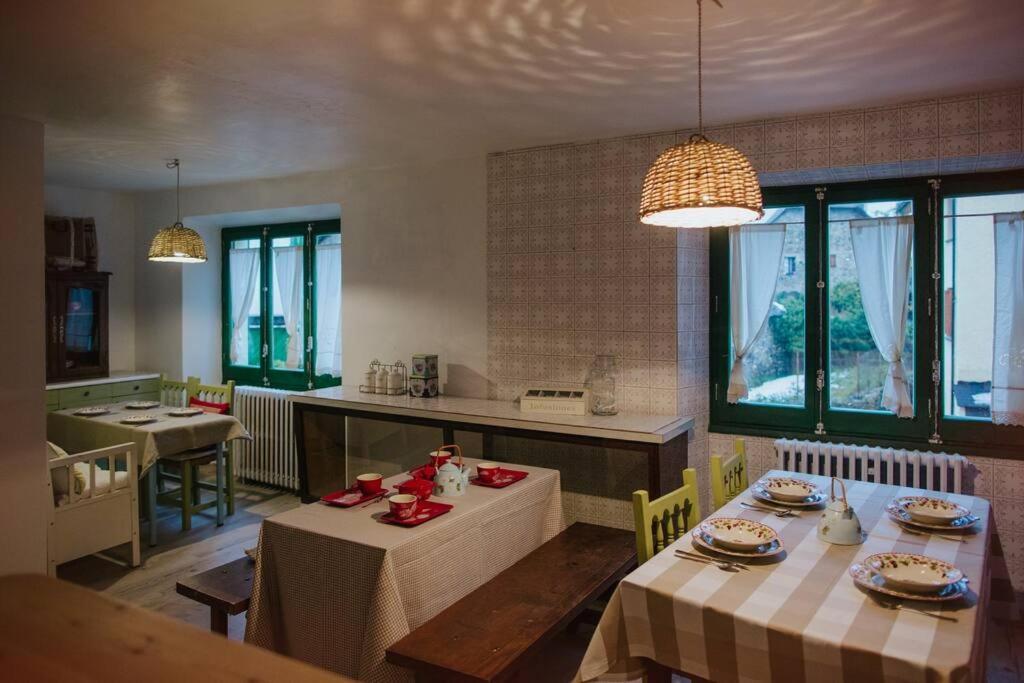Casa Rural Valle De Tena Сальент-де-Гальего Экстерьер фото